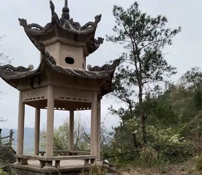 天湖景区周辺のホテル