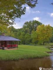 Apple River Hideaway