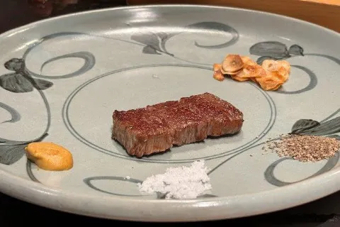 神戸牛ステーキ あぶり肉工房 和黒 北野坂本店