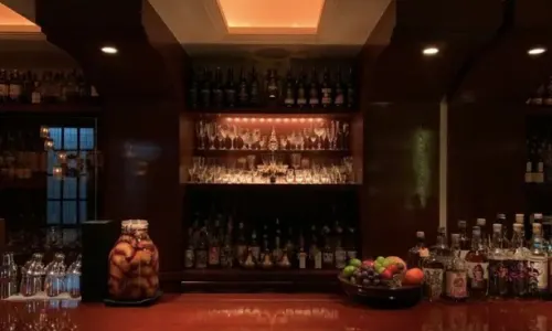 Bar Higuchi