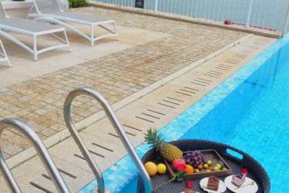 嵊泗夕會懸崖飯店·Sea U小酒館