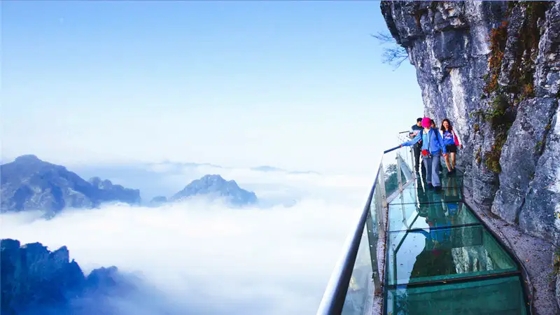 Tianmen Mountain Glass Walkways