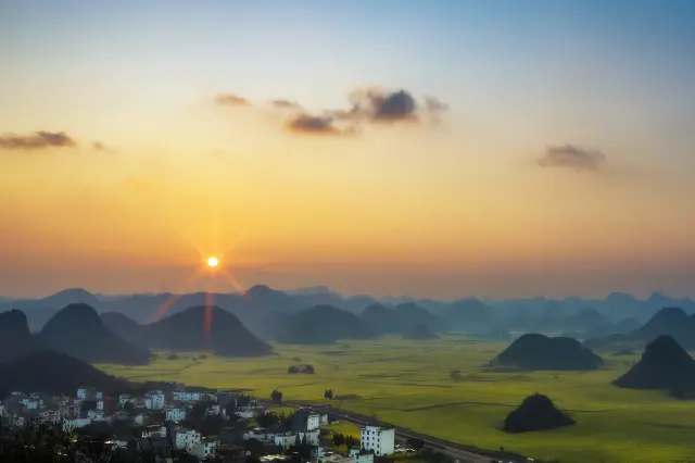 Sunset Sightseeing in Luoping