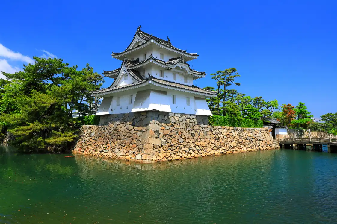 Hotels near Takamatsu Castle Park