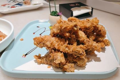 DONG GUAN FEAST HOUSE