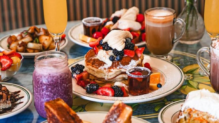 Mama's On Washington Square