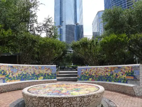 Hotels near Market Square Park