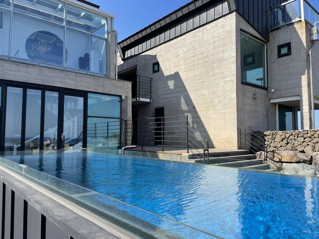 베이커리카페 “오르다” in Jeju