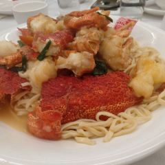 Golden Territory Seafood Restaurant 여행 사진