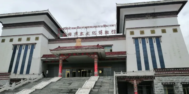 青海果洛州格薩爾博物館