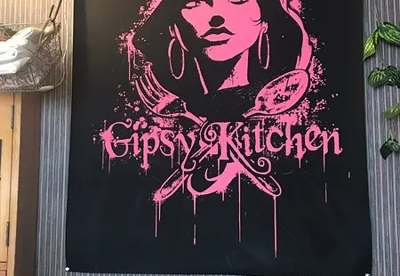 Gipsy Kitchen