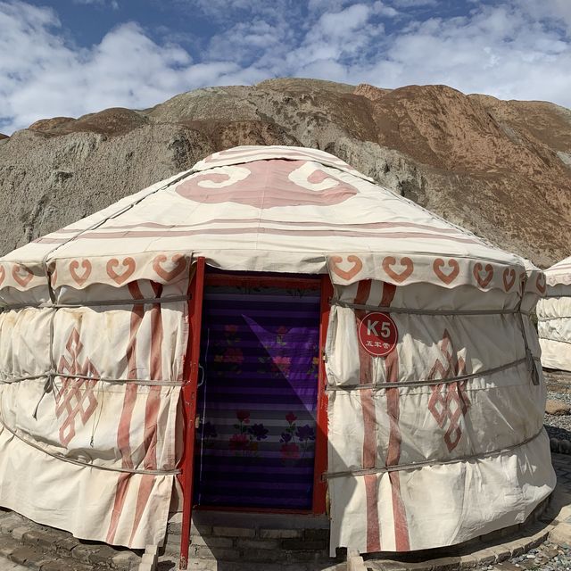 KaoShan tents - yurts by the mountains 