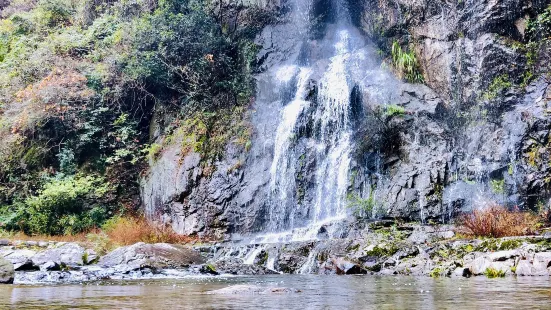 Zhedong Great Waterfall