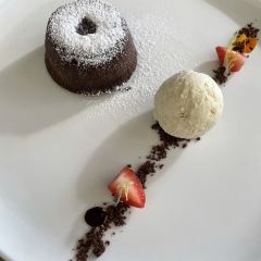 Le Coquin Bar Bistro User Photo