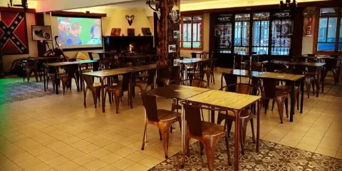 Hollister Bash Saloon