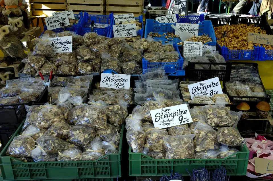 5_Victuals Market
