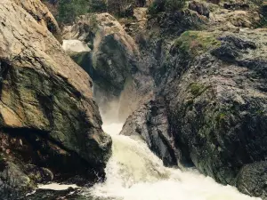 Suchurum Waterfall