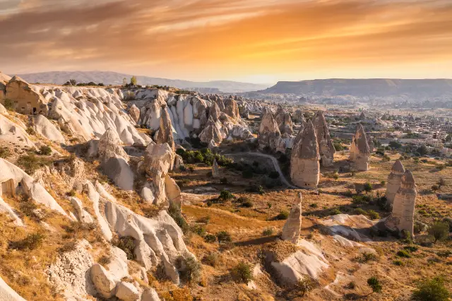 Sunrise Sightseeing in Goreme