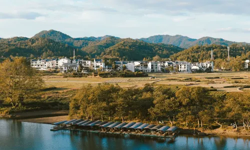 Moon Bay (Yueliang Bay, Wuyuan)