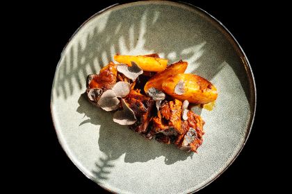 HYLLALAND物与岚·界酒店·岩脚餐厅