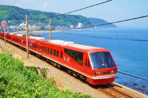 伊豆觀海列車