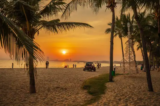 Hotels near Tufu Bay