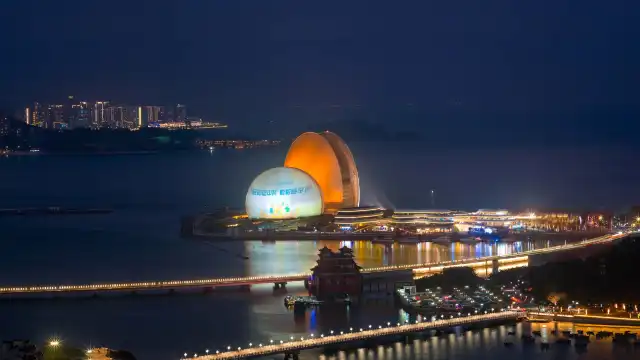 鄰近野狸島的酒店