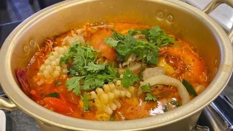 Thai On Mookata in เบงตง