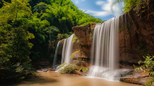 Chishui Danxia Tourist Area · Great Waterfall