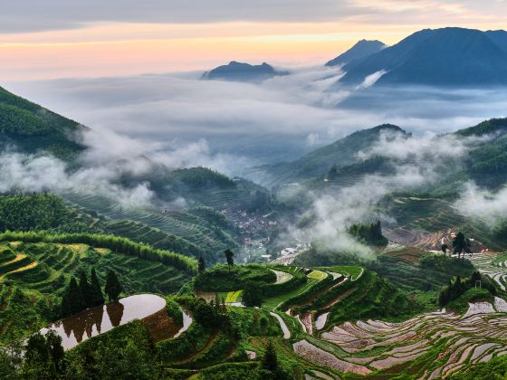 Jiuquyunhuan Area, Yunhe Terrace Scenic Area