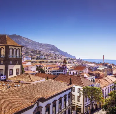 Flights from Funchal to Porto