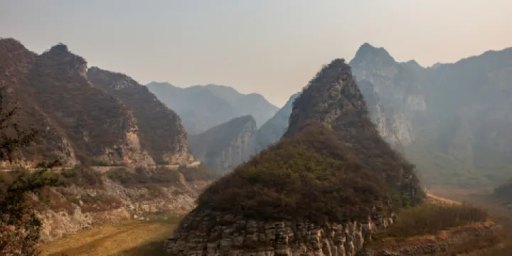 青龍山後寺河風景區