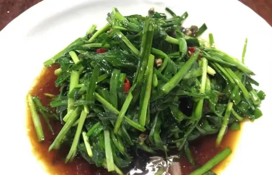 Ying-jaai Coconut Shell Noodle