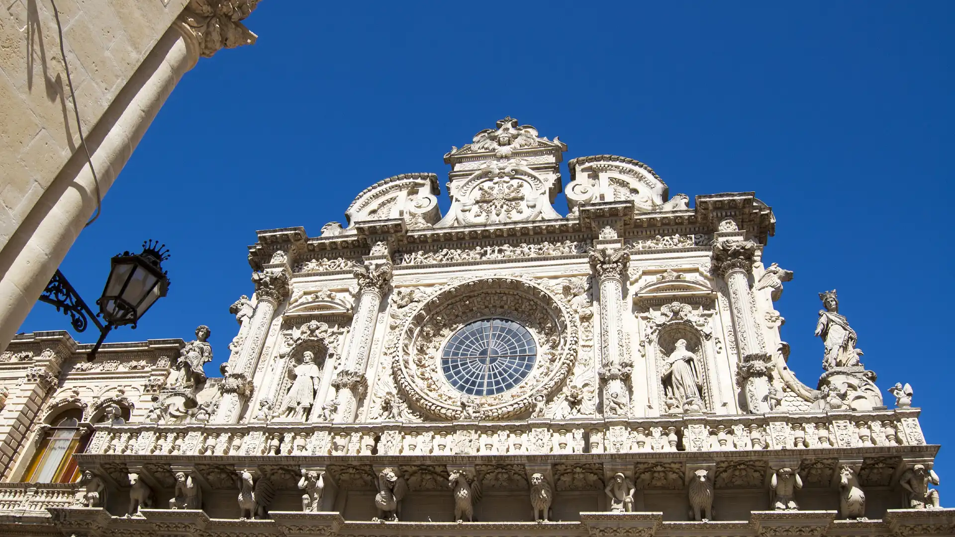 Hotels near Basilica of the Holy Cross