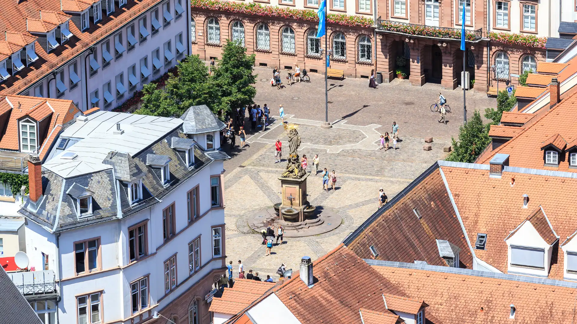 Hotels in der Nähe von Universitätsplatz