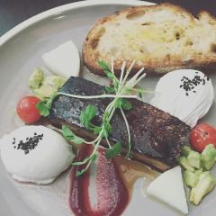 Le Monde Cafe User Photo