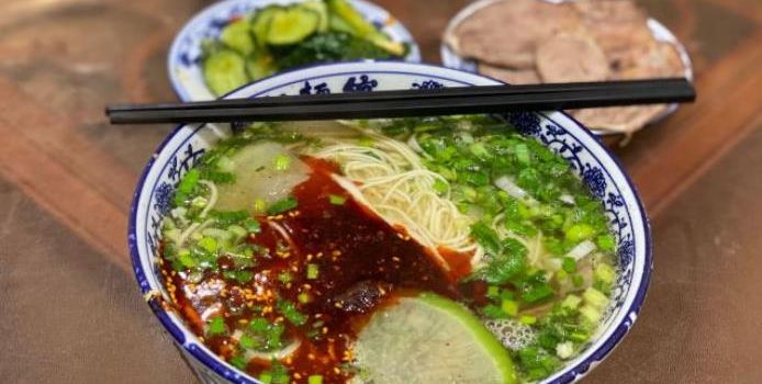 張國仁牛肉麵館·清真（正寧路店）