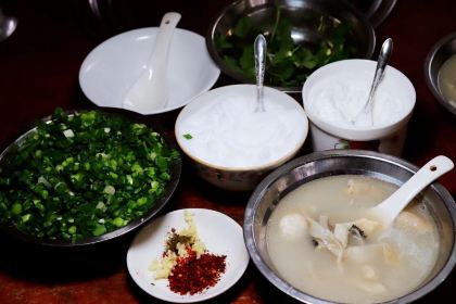 唐氏羊肉汤(鸿苑小区北区店)