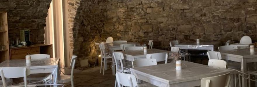 Postale 17 Restaurant & Lounge Bar