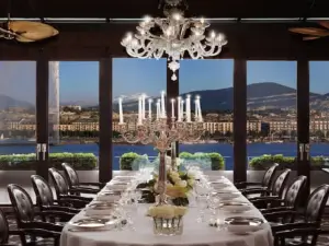 Windows Restaurant at Hotel d'Angleterre