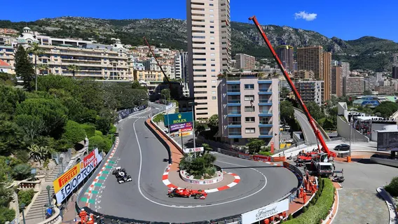 Fairmont Hairpin curve