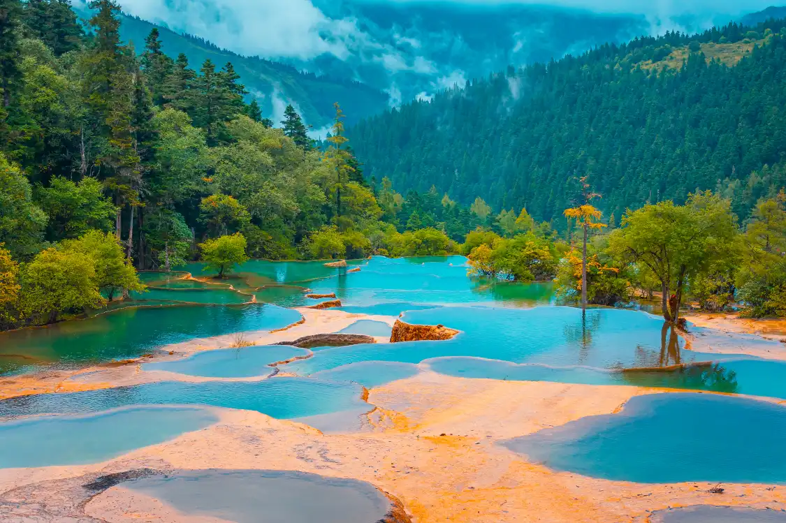 Hotels near Huanglong National Scenic Spot