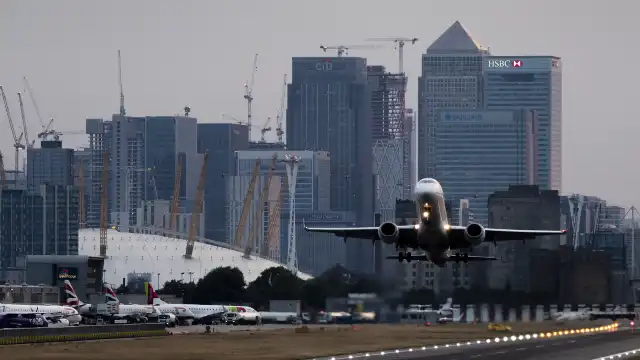 Hotel dekat Bandara London