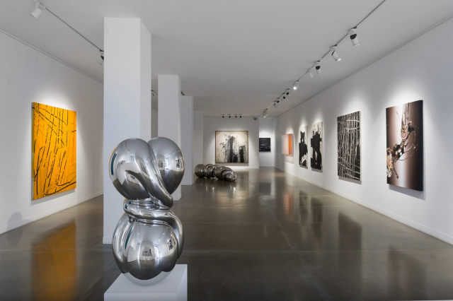 羣展《實質性問題》 | JD Malat Gallery