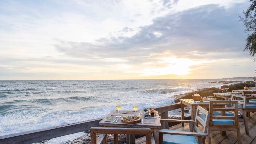 On The Rock Restaurant