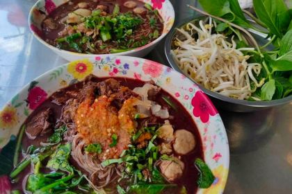 Chen Long Boat Noodle