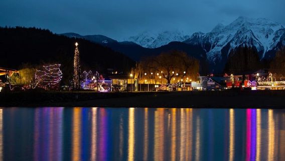 Harrison Hot Springs Lights by the Lake