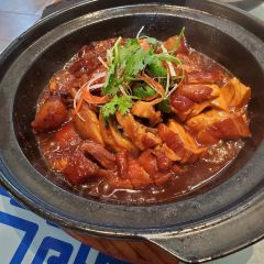 琼台小镇饭店(赤城路牌坊店) User Photo