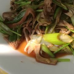 龍岩冠豸秘穀佰翔度假酒店(餐飲部)張用戶圖片