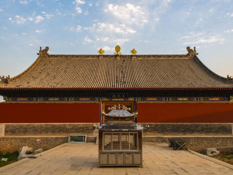 Linfenfusheng Temple